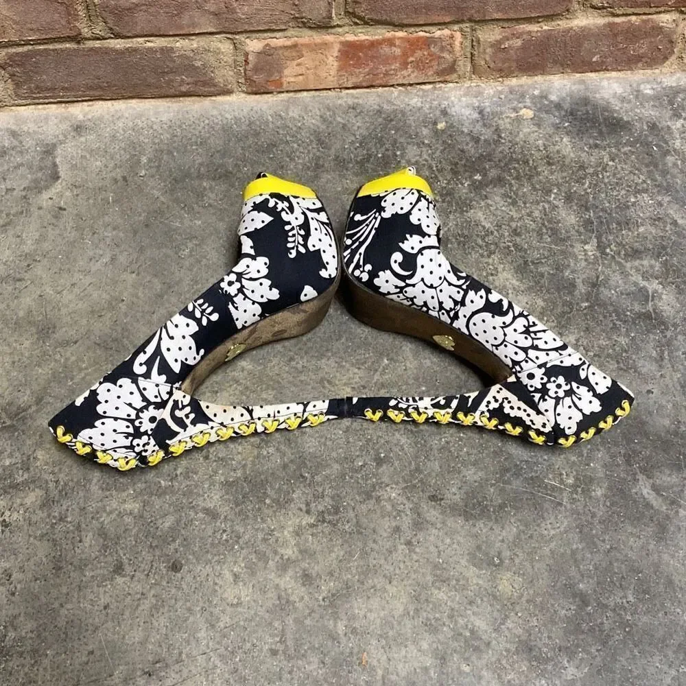 Betsey Johnson Black-White-Yellow Peep Toe Platform Stiletto Heels Size 8.5 - Picture 6 of 12